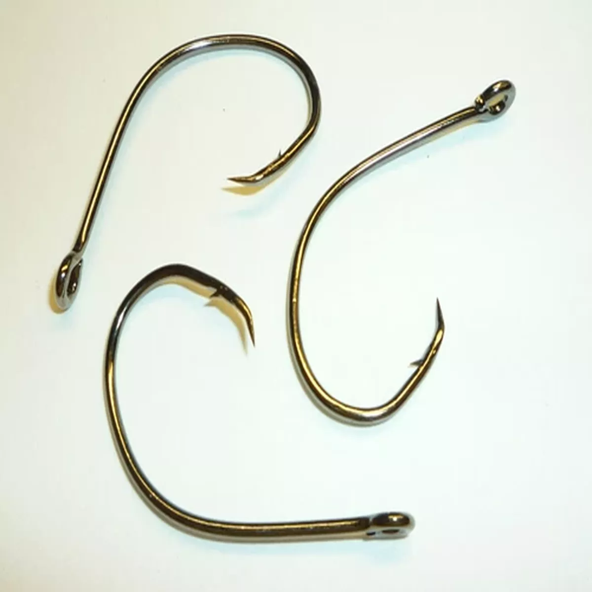 (100) Eagle Claw Lazer Circle Sea hooks (Size 3/0) Black (L197BK) BULK
